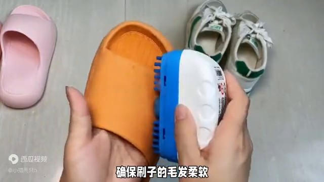 翻毛皮鞋怎么清洗和保养技巧（用什么鞋油打理）
